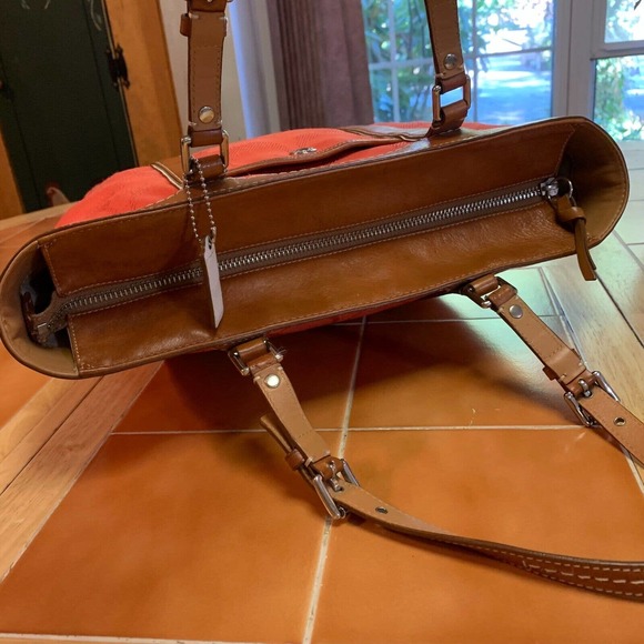 SOLD! COACH Coral Signature Canvas Zip Top Tote w/Brown Leather Trim F13560 - Picture 8 of 12